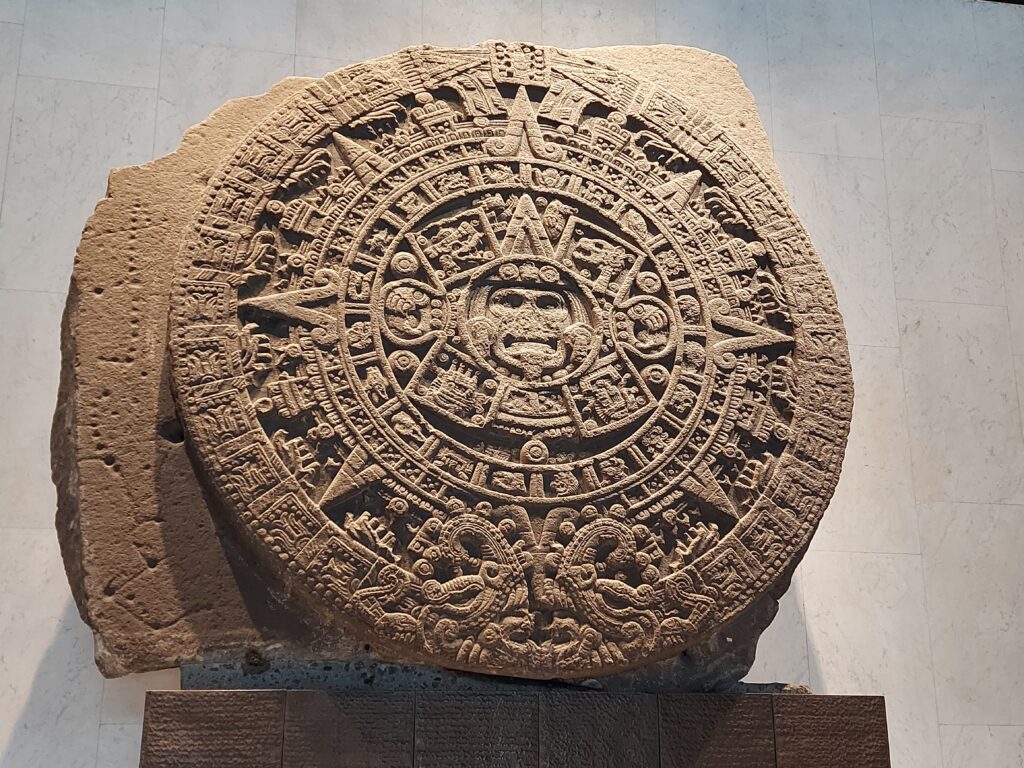 Pedra do Sol, principal peça do Museu Nacional de Antropologia, Cidade do México